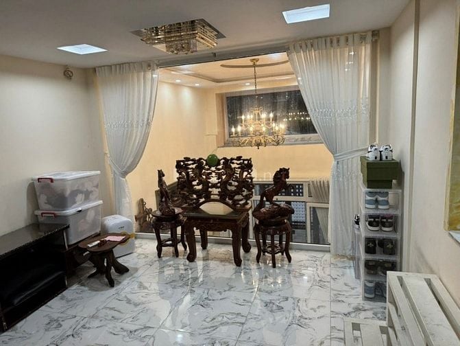 Nguyễn Trãi-Huỳnh M Đạt,4 Tầng,4PN,Nhà mới,An ninh khu ăn uống,Giáp Q1