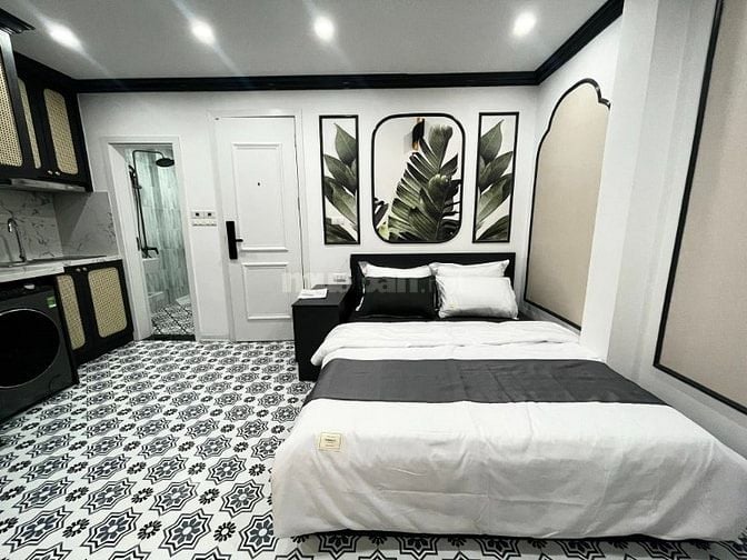 BÁN TÒA CHDV-APARTMENT 8 TẦNG ĐẲNG CẤP HỒ BA MẪU, 1,5 TỶ/NĂM, DT 85M2,
