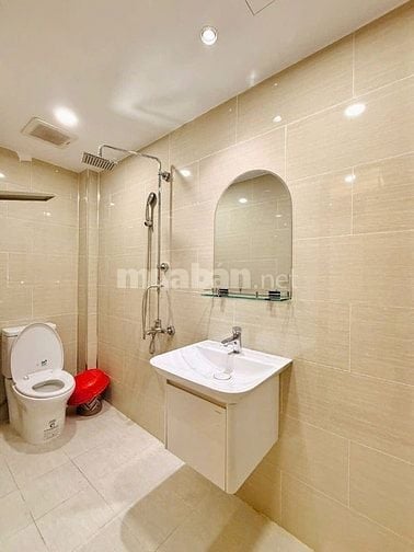 Bán gấp nhà ở đường Phan Đăng Lưu, phường 5, quận Phú Nhuận, giá 2 tỷ 