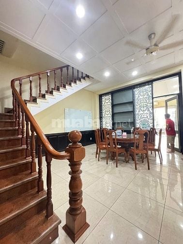 Nhà Thạnh Mỹ Lợi cho thuê. DT:8x20m, gara trệt 2 lầu, 4 phòng, có NT