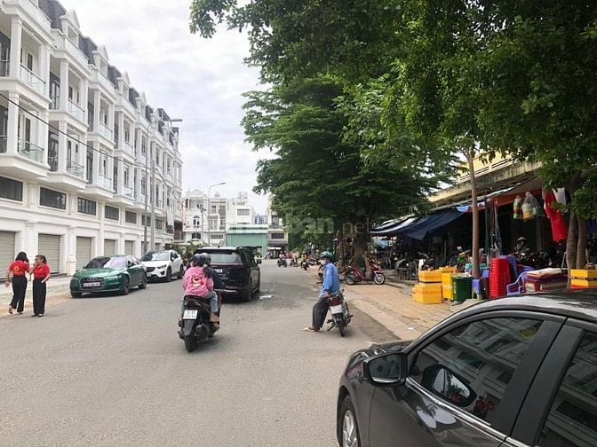 Nhà Phố Thương Mại An Sương Plaza Sổ Hồng Sẵn Kinh Doanh Đa Ngành Nghề