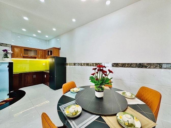 Định cư bán nhanh nhà Xô Viết Nghệ Tĩnh, BT. 53,5m2 giá 3ty170 TL nhẹ