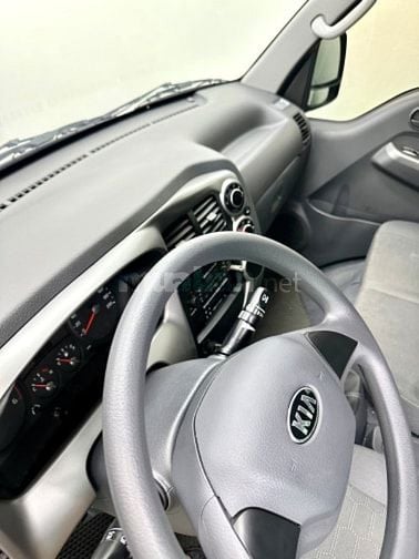 KIA K200 - THÙNG ĐÔNG LẠNH - 1.5 TẤN