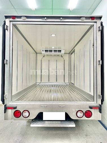 KIA K200 - THÙNG ĐÔNG LẠNH - 1.5 TẤN