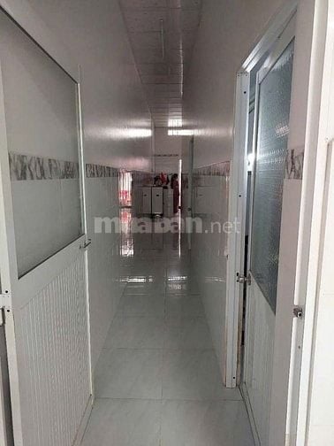 Sang nước ngoài bán nhà tại ttn1,hóc môn dt 101m2 giá 1ty120tr,sổ riêg