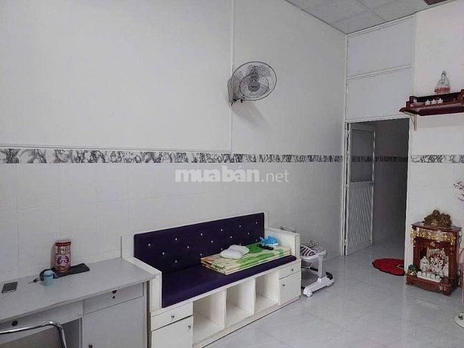 Sang nước ngoài bán nhà tại ttn1,hóc môn dt 101m2 giá 1ty120tr,sổ riêg