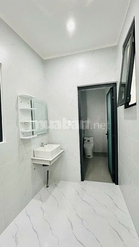 NHÀ 1 MÊ HẺM 542 NGUYỄN VIẾT XUÂN