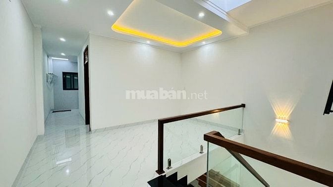 NHÀ 1 MÊ HẺM 542 NGUYỄN VIẾT XUÂN