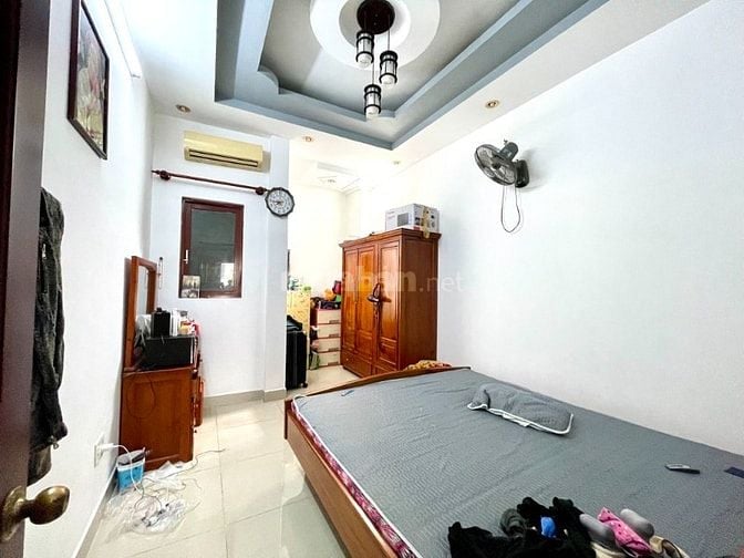 🏠Ngay Metro, Q.12, 3 tầng, 72m2, Hẻm xe tải, Tặng Full Nội Thất
