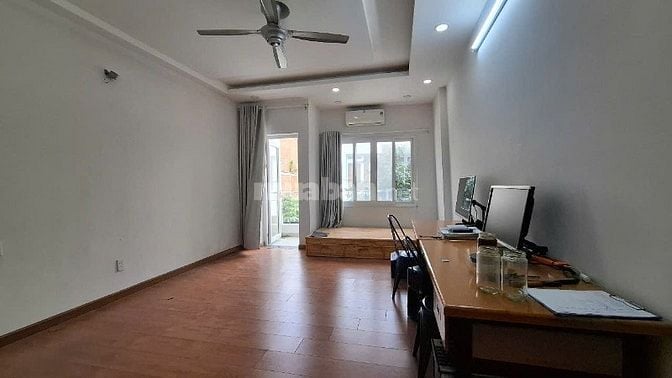 Chính chủ cần bán nhà ngay công viên Tầm Vu, gần Giáo Xứ Thanh Đa