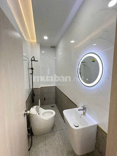 Kẹt tiền bán nhanh nhà Thành Thái,P14,Q10 56m2-2 Lầu 3PN giá 3tỷ250 SR