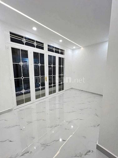 Kẹt tiền bán nhanh nhà Thành Thái,P14,Q10 56m2-2 Lầu 3PN giá 3tỷ250 SR