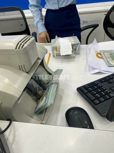 Tuyển người có hộ chiếu đổi đô tại bank hà nội trả lương cuối buổi