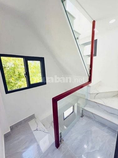 Nhà Đẹp Xây Mới Sát Mặt Tiền Hưng Phú P9 Quận 8 3LẦU Đúc BTCT 