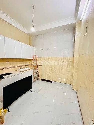 💥TT CẦU GIẤY- LẠC LONG QUÂN- 40M🚘 TRÁNH- NHÀ MỚI- NỞ HẬU- 42M- 5 TẦN
