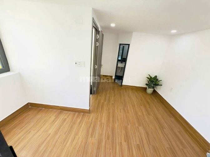Nhà Đẹp Xây Mới Sát Mặt Tiền Hưng Phú P9 Quận 8 3LẦU Đúc BTCT 