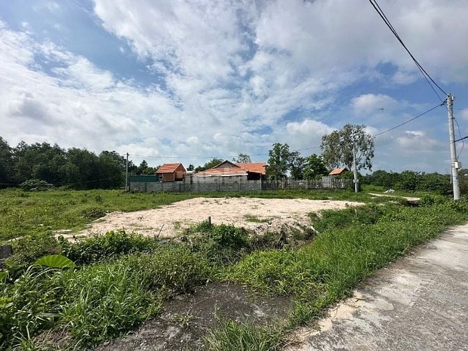 111m2 P LaGi Gần Biển Giá Chỉ 600 TRiệu Cực Rẻ