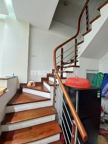 Nhà 2 căn, vị trí đẹp, 5m ra phố Hồng Mai