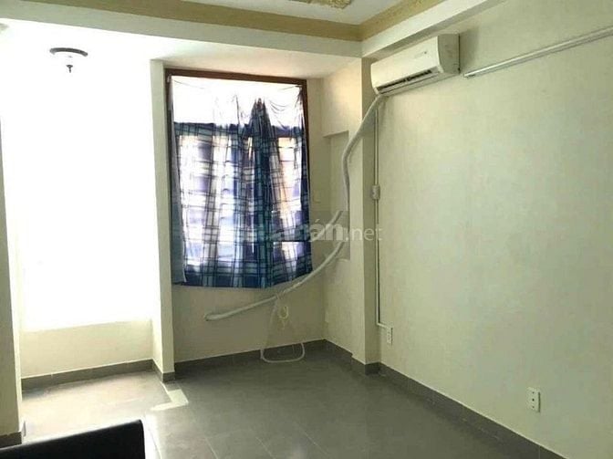 Cho thuê nhà mặt tiền Võ Văn Kiệt, P.13, Q.5 giá 18tr