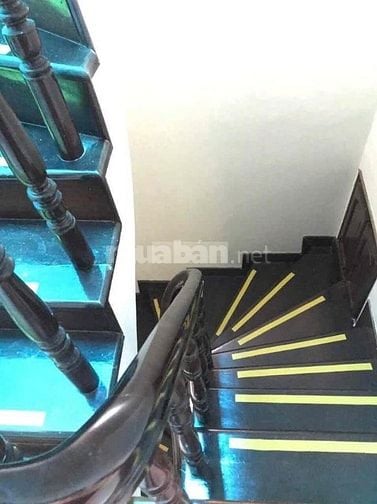 Cho thuê nhà mặt tiền Võ Văn Kiệt, P.13, Q.5 giá 18tr
