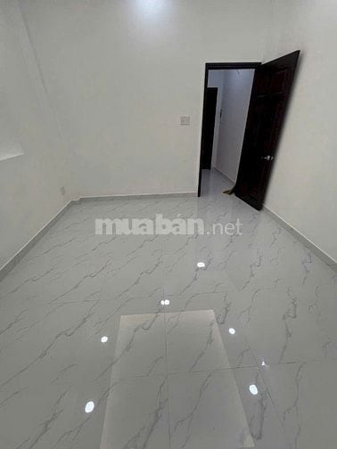 Nhà mới tinh 4 tầng đúc hẻm 3,5m, 175/30 Nguyễn Biểu P2 Q5