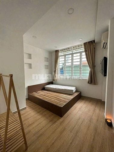 Cần vốn bán nhanh nhà Lê Văn Sỹ P10 Phú Nhuận 39,5m2 - 2tỷ280tr