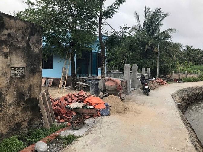Bán Đất thôn Bắc, xã Phù Long, Cát Hải TDT 600m2, mặt đường, view sông
