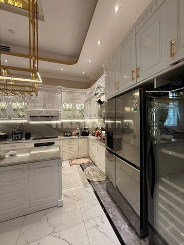 ĐI DU HỌC CẦN BÁN LỖ GẤP SIÊU BIỆT THỰ MẶT TIỀN TL786 CHỈ 42 TỶ