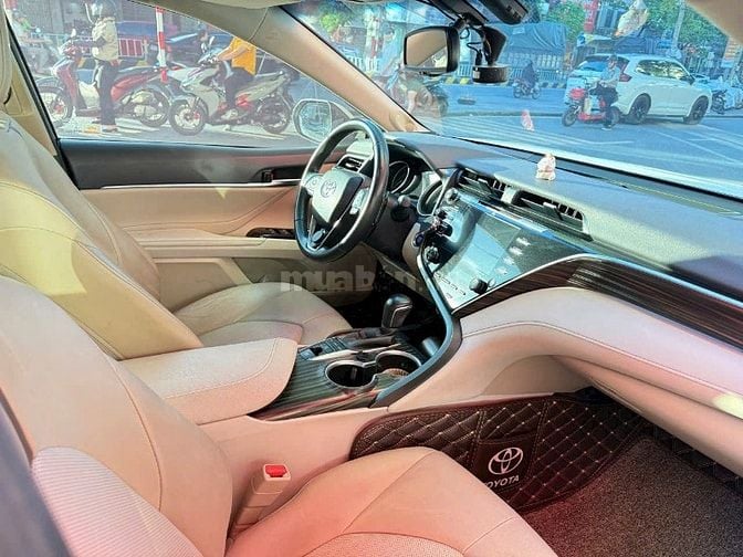 Camry 2.5Q 2019 1 chủ từ đầu xe đẹp