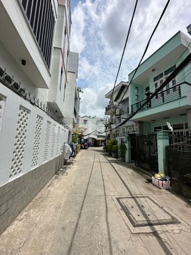 Bán đất 86,2m2 giá 6,2 tỷ phường Cát Lái TP HCM