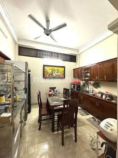 Bán nhà phố Bùi Xương Trạch Thanh Xuân, 36/40m2, 4T, MT4m, giá 8.5 tỷ