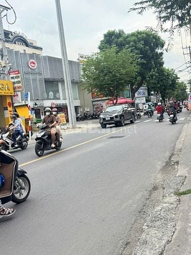 BÁN NHÀ 57M NGUYỄN VĂN QUÁ CHỈ 3.7 TỶ