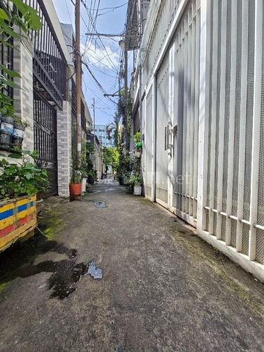 Bán nhà riêng cập ngay bệnh viện gò vấp Quang Trung, P11, Gò Vấp. 