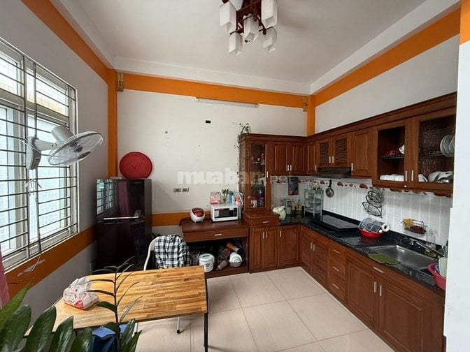 Bán nhà Mỹ Đình - Mặt phố kinh doanh - ô tô - MT 4m - Giá nhỉnh 8 tỷ