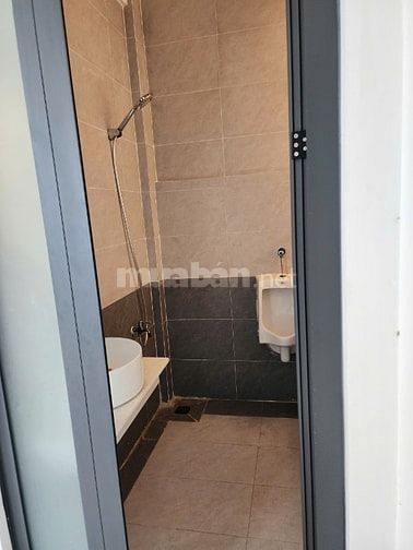 Cho thuê CH C/cư B.Thới, Lô C, lầu 5 Dương Đình Nghệ, P.8,Q.11 giá 6tr