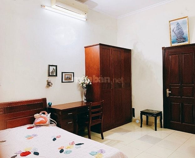 Chính chủ cho thuê nhà cuối phố Ngô Tất Tố nội thất đầy đủ
