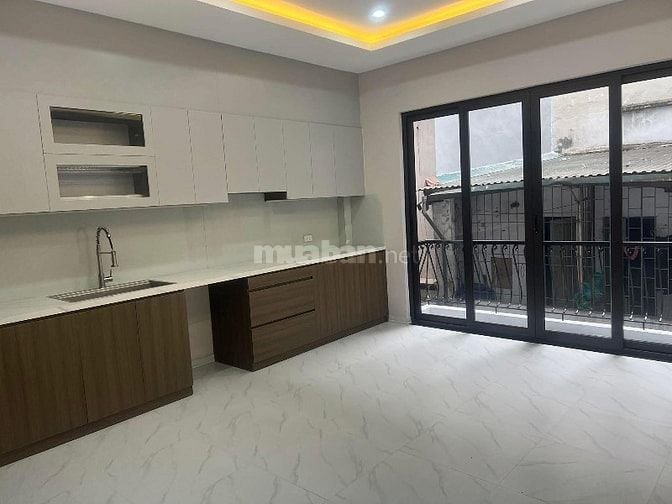 Vương Thừa Vũ, phân lô, ngõ ô tô, gần phố, sổ vuông đét, mặt tiền rộng