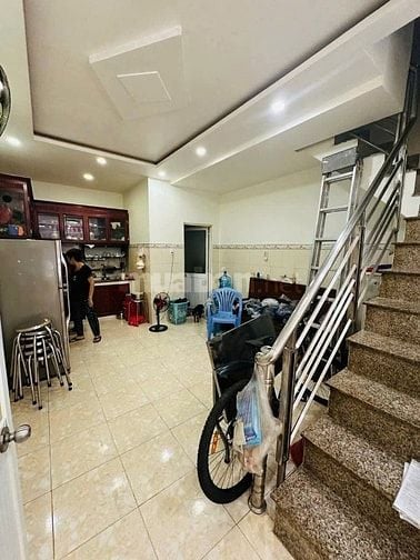 Cho thuê CH C/cư B.Thới, Lô C, lầu 5 Dương Đình Nghệ, P.8,Q.11 giá 6tr