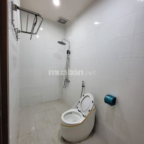 Bán Nhà 3 Tầng Mới 100% – Chánh Hưng, P4 Q8 – Xe Tải đỗ cửa – Giá tốt