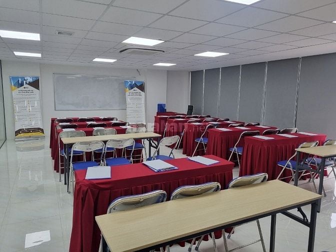Tòa nhà văn phòng có đầy đủ nội thất, DTSD 1100m2, Phường An Phú, Q2