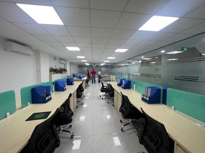 Tòa nhà văn phòng có đầy đủ nội thất, DTSD 1100m2, Phường An Phú, Q2