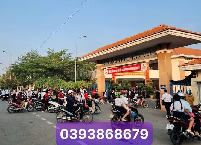 Nhà em chính chủ bán gấp căn nhà cấp 4 để trả nợ.