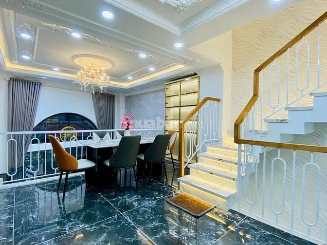 Bán căn nhà đẹp, 4 tầng, hẻm 6m Trần Thị Trọng, chỉ 7,8 tỉ - TL