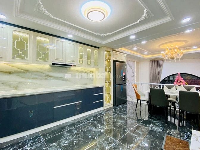 Bán căn nhà đẹp, 4 tầng, hẻm 6m Trần Thị Trọng, chỉ 7,8 tỉ - TL