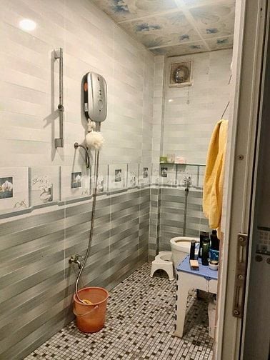 Cần bán gấp nhà quận Bình Tân, 4x14m giấy tờ đầy đủ chính chủ, 3tỷ9tr