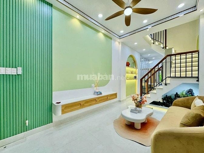Bán nhà Đinh Tiên Hoàng, P1, Bình Thạnh 42,7 m2 , Giá 2 tỷ 750, 1T1L