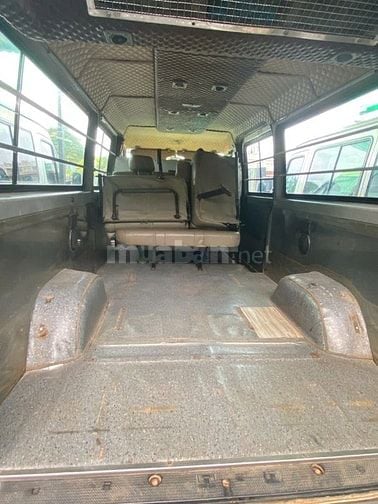 Mercedes Benz 2008 Hạ Tải Còn 3 ghế - Lalamove
