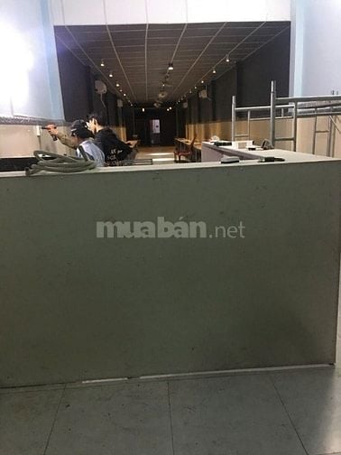 Kho 200m2 nguyên căn hxt giáp tân phú