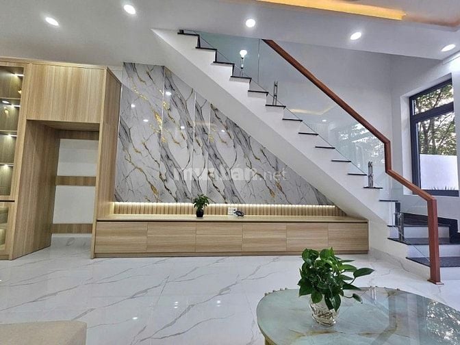 NHÀ MỚI 100% TÂN CỔ ĐIỂN NGAY TRUNG TÂM THỦ DẦU MỘT