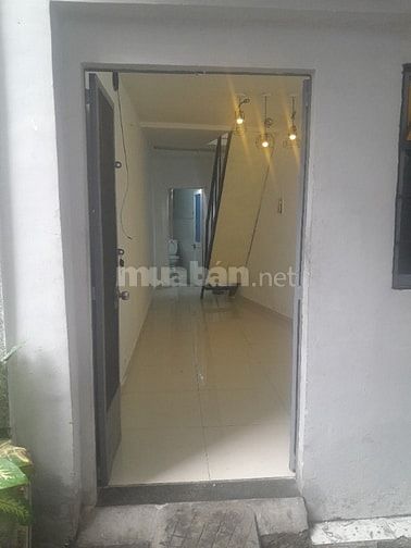 Nhà cho thuê nguyên căn, 1 lầu đúc, 1 trệt (3.2m X 10m), 6,5 triệu/thg
